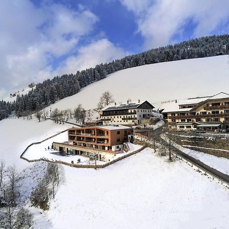 Hotel Schopfenhof San Candido Luaran gambar