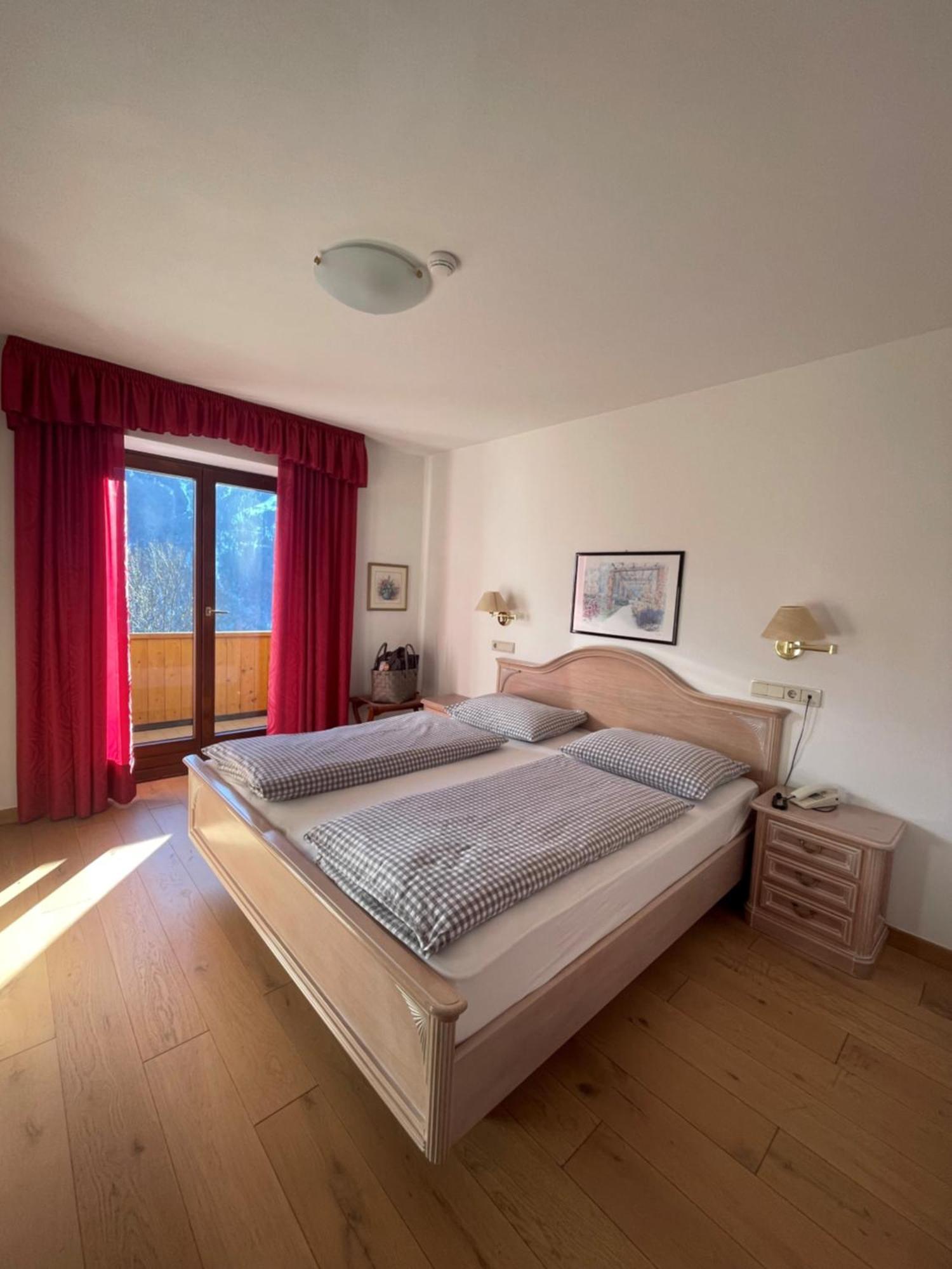 Hotel Schopfenhof San Candido Luaran gambar